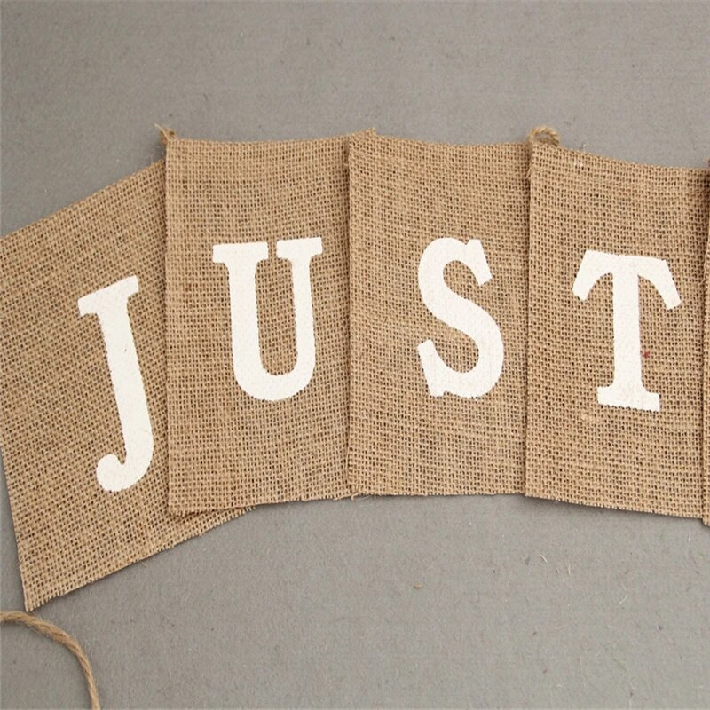 Juta zsákvászon sármány, rusztikus, férjhez ment Mrs. Esküvői Banner Garland Party Zászlók Cukorka Díszítés Rendezvény kellékek