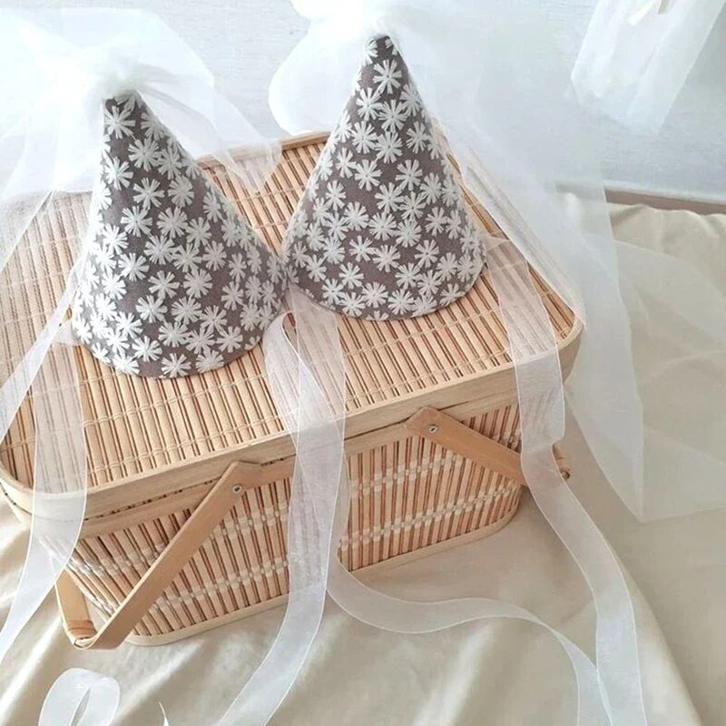 Narodeninová čiapka so sedmokráskou, narodeninová dekorácia, detská narodeninová čiapka, výročná čiapka, kvetinová čiapka pre bábätká, slávnostné párty potreby, doplnky na oslavu