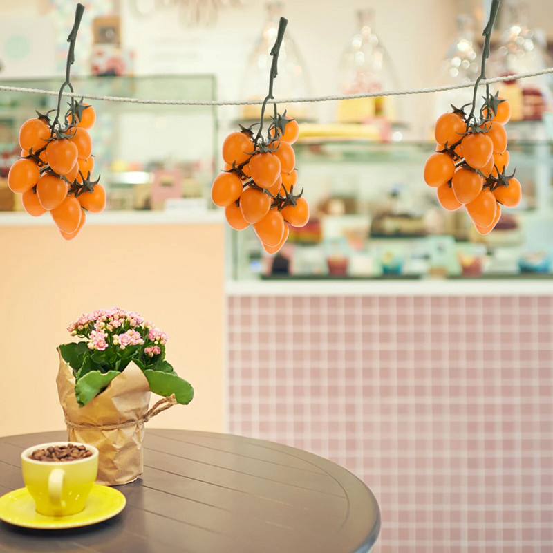Simulované ovocné špízy, penové falošné rekvizity, paradajková dekorácia, umelé rastliny, model, stonky malín, plastové dekorácie z cherry paradajok.