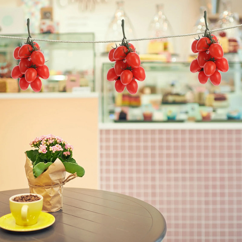 Simulované ovocné špízy, penové falošné rekvizity, paradajková dekorácia, umelé rastliny, model, stonky malín, plastové dekorácie z cherry paradajok.