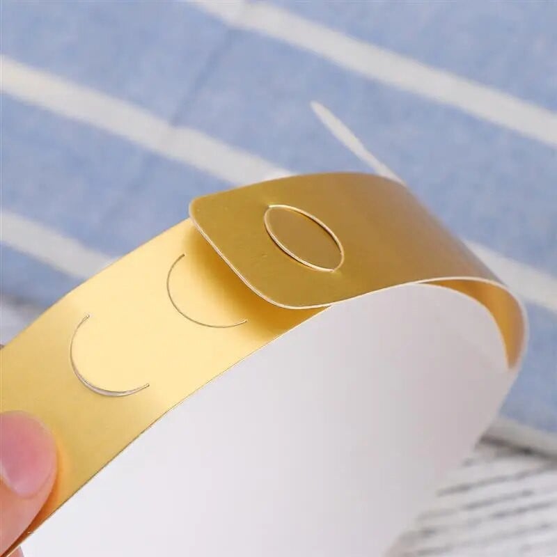 12 ks detských papierových korunových párty klobúkov na fotenie na oslavu narodenín, tému večierkov, detskej sprchy, svadobnej sprchy.