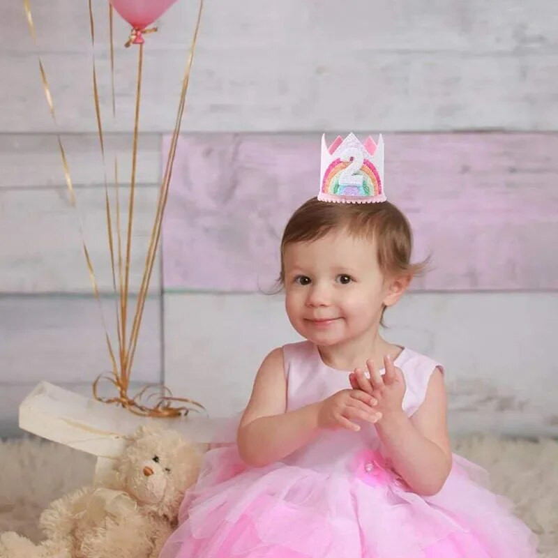 Filca varavīksnes princeses meitenes dzimšanas dienas kronis