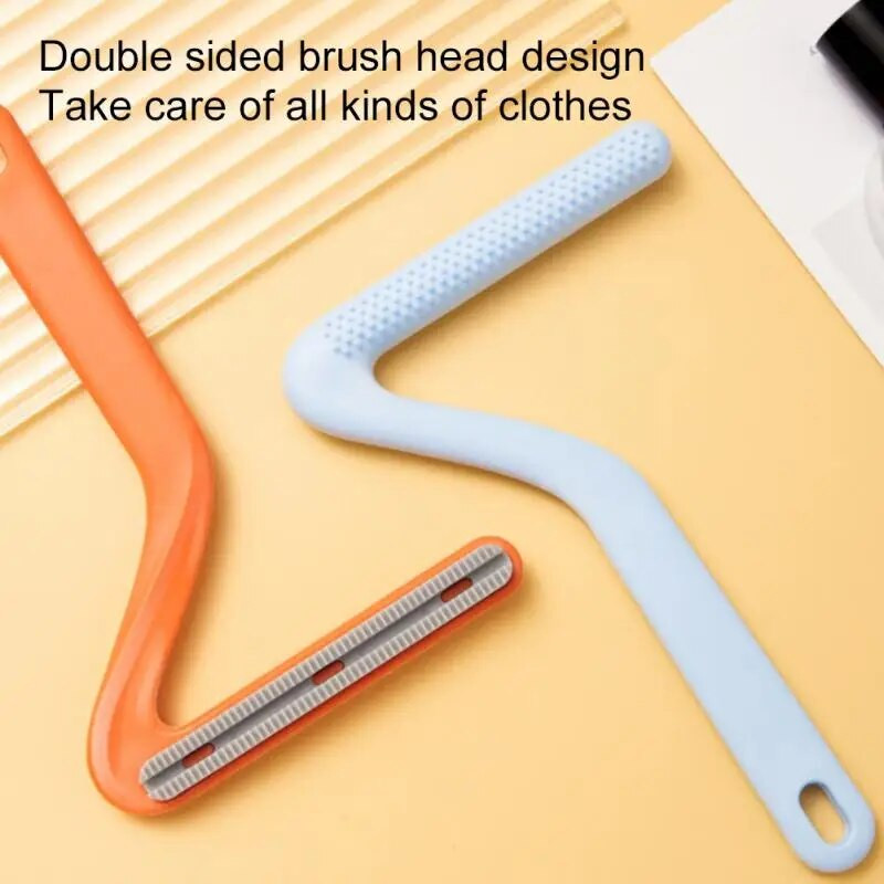 Šunų kačių plaukų šalinimo šepetėlis pašalina naminių gyvūnėlių plaukus.