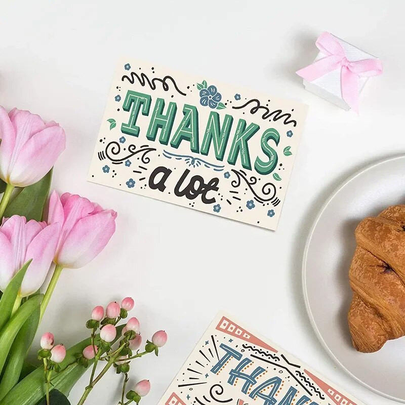 50db/csomag Retro Aranyos Köszönet Virágok Ajándékkártya Kereskedelmi használatra Esküvői Party dekor Matrica Meghívó Boríték Címkekártya