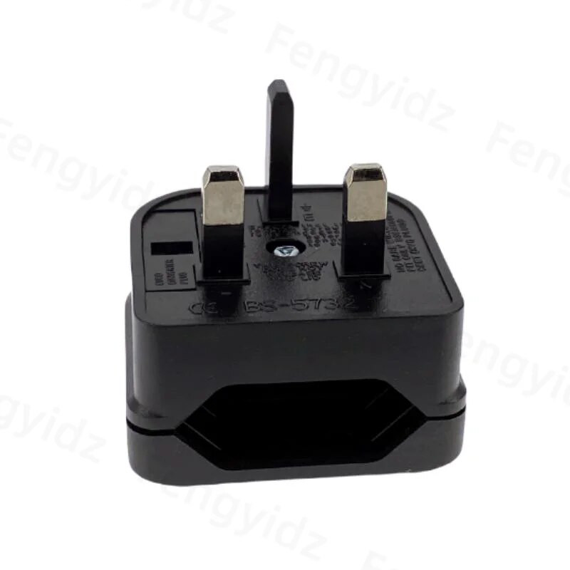 1Gb Eiropas Euro EU 2 Pin uz UK 3Pin Power Socket Travel Plug Adapter Converter Jauns