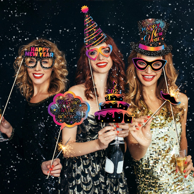 Linksmų Naujųjų Metų vakarėlis Nuotraukų būdelės rekvizitų papuošimas Linkėjimai Sveiki, 2024 m. fotokabinos rekvizitas akiniai Kaukės vakarėlio reikmenys