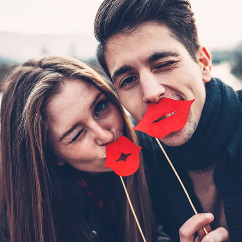 Rekvizity pre svadobnú párty a fotobúdku, tím, nevesta, ženích, pán, pani, fúzy, pery, okuliare, maska, fotobúdka, svadobné dekorácie, narodeninové párty