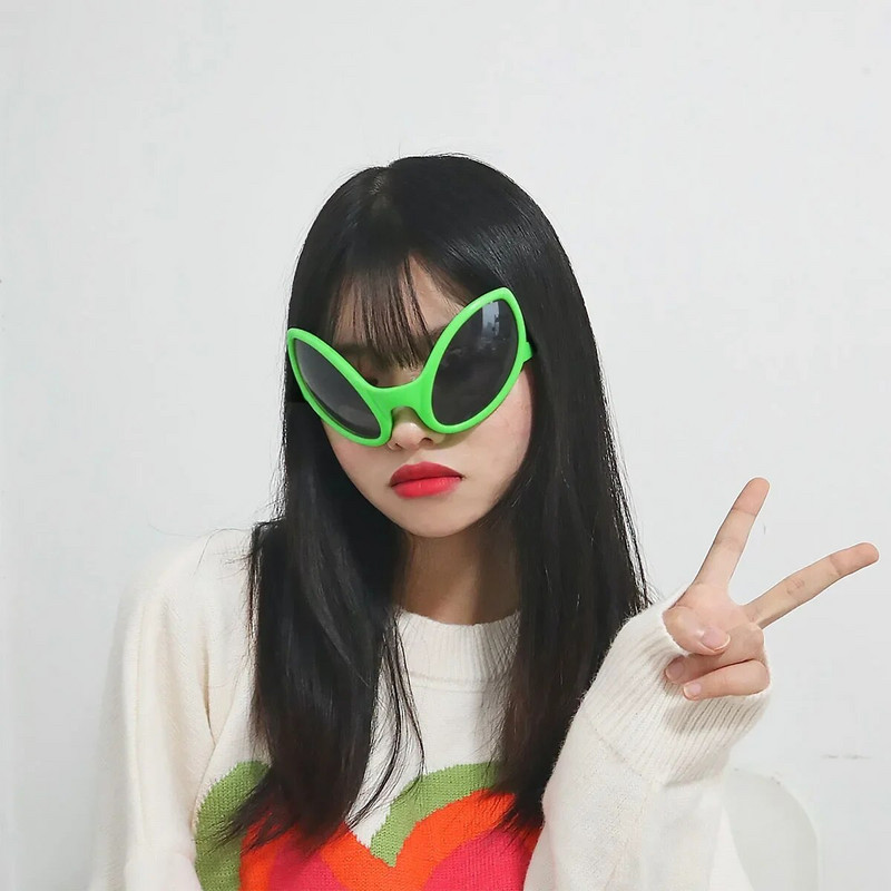 1 ks/3 ks/5 ks Vtipné kostýmy mimozemšťanov Okuliare Slnečné okuliare Halloween Párty Rekvizity, Párty Cosplay Rekvizity