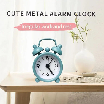 Мини сладък метален малък будилник Творчески ученически електронен часовник аларма