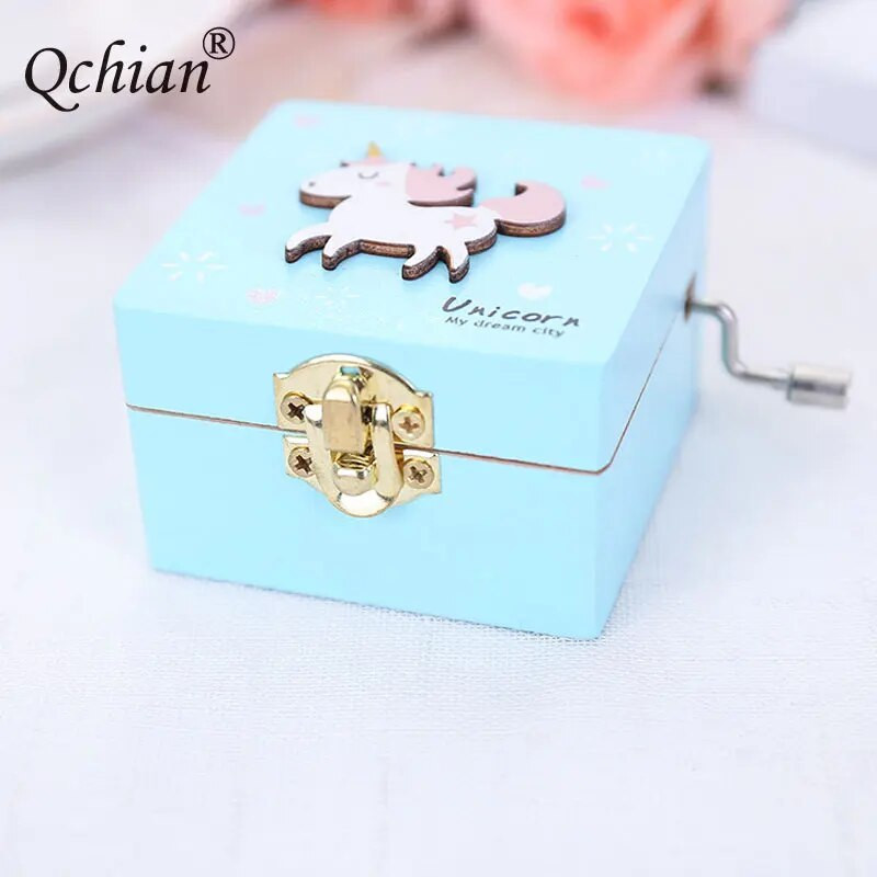 Fából készült egyszarvú zenedoboz, kézzel készített lányok ékszeres zenés doboz ToyGame Box különleges szuvenír ajándék baba kislánynak