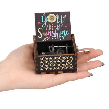 You are My Sunshine Дървена музикална кутия Антични гравирани ръчно завъртяни малки музикални кутии за рожден ден Коледа Подаръци за годишнина