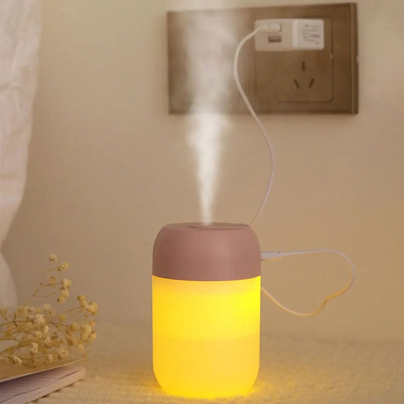 Prijenosni ovlaživač zraka od 300 ml, ovlaživač zraka s aromatičnim uljem za kućni automobil, USB raspršivač za hladnu maglu sa šarenim mekim noćnim svjetlom za pročišćavanje