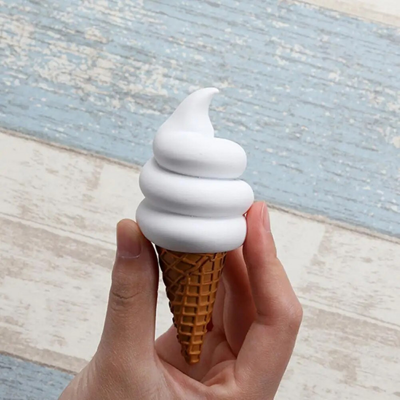 Külmkapi magnetvaigust jäätise kujuga külmkapimagnetiga tahvel ja tahvli kleebised foto teadetetahvli kleebised sisekujundus