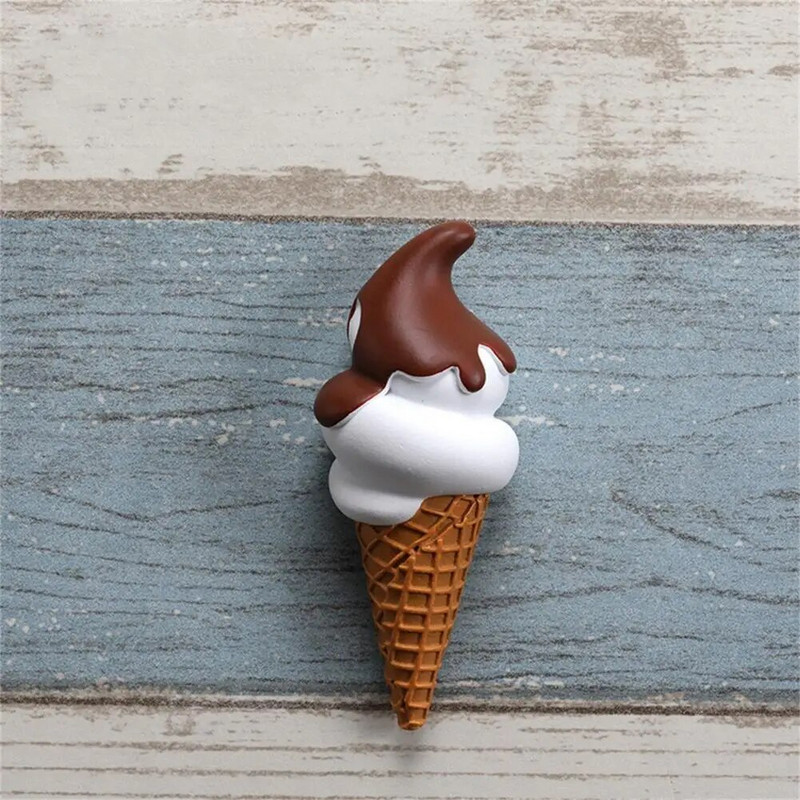 Külmkapi magnetvaigust jäätise kujuga külmkapimagnetiga tahvel ja tahvli kleebised foto teadetetahvli kleebised sisekujundus