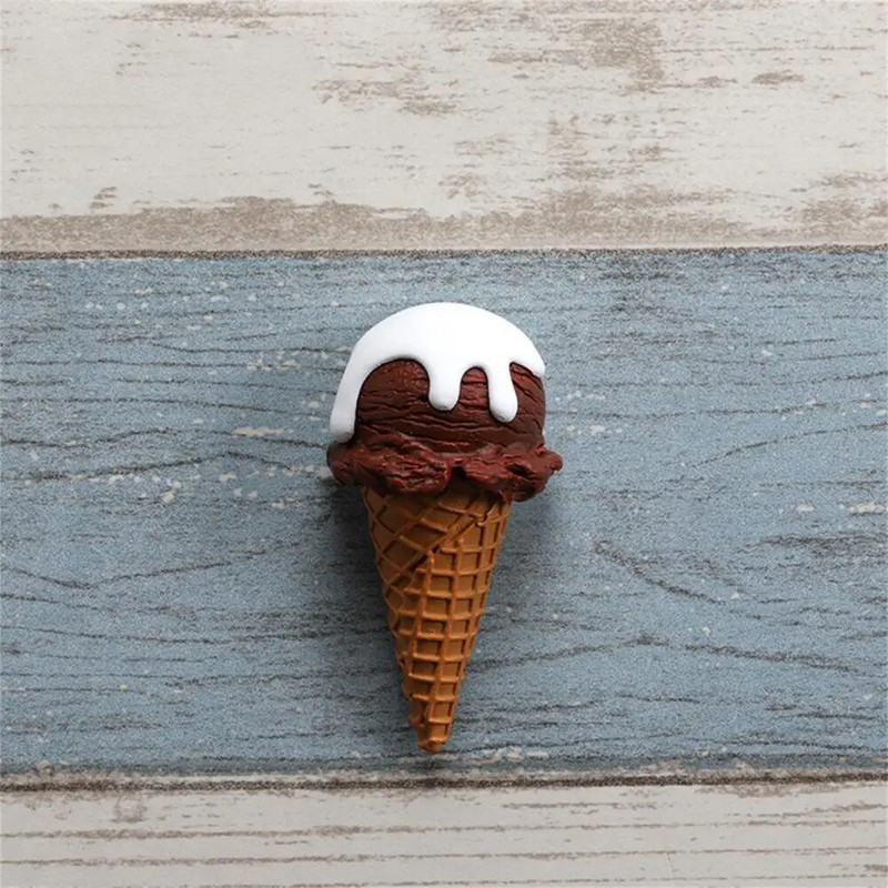 Külmkapi magnetvaigust jäätise kujuga külmkapimagnetiga tahvel ja tahvli kleebised foto teadetetahvli kleebised sisekujundus