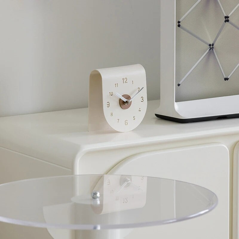 Lihtne kodu Laud Laud Kell Elutoa Kaunistused Sissepääs Veinikapp Moodne stiil Tipptasemel atmosfääri kaunistus Ornam