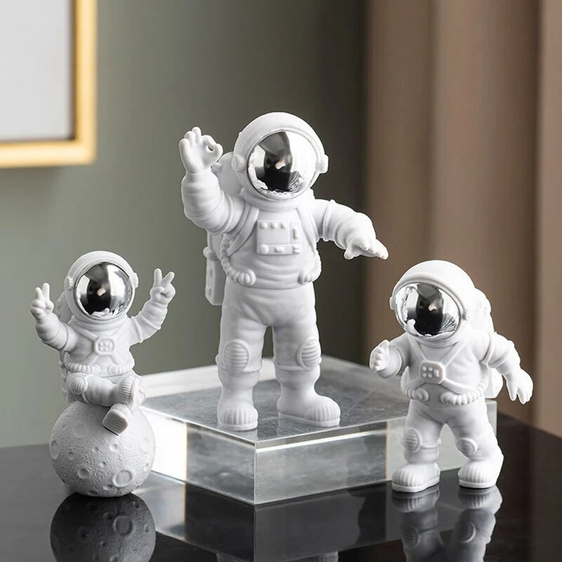 3 bucăți creative din rășină astronaut ornament Statuie Spaceman Desktop Decor Modelare Cadou pentru copii Decorare acasă