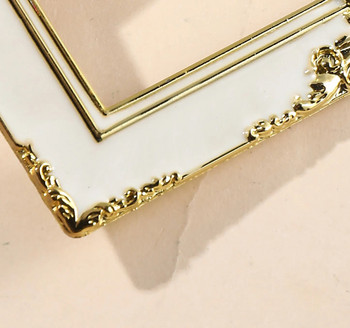 1 τμχ Μίνι στολίδια κορνίζας ρετρό χρυσή ρητίνη Vintage μικρού μεγέθους κοσμήματα Πλαίσιο τοποθέτησης κοσμημάτων Προστατευτικά προβολής κοσμημάτων Διακόσμηση σπιτιού