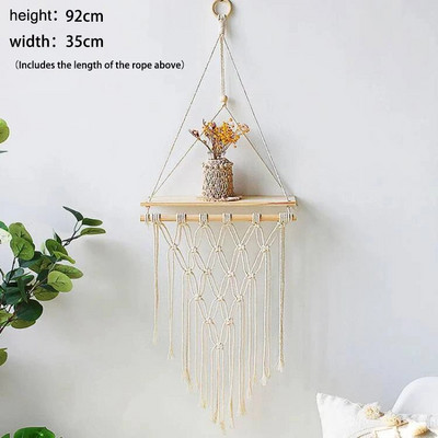 Puidust seinariiul Makraame ujuvad vitriinriiulid Rippuvad seinataimed Nurgahoidik ruumi kaunistamiseks Boho kodukaunistus