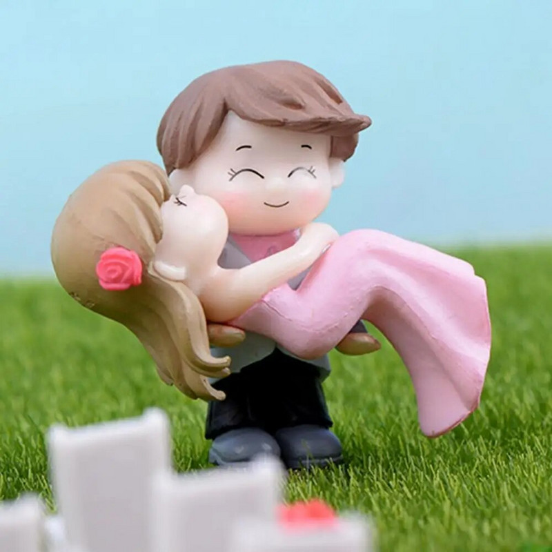 Armsa paari pruutpeigmehe modell Miniatuurne kujuke, maastik pulmakujuke, töölaua ornament Kodukaunistus pulmakingitus aed dets.