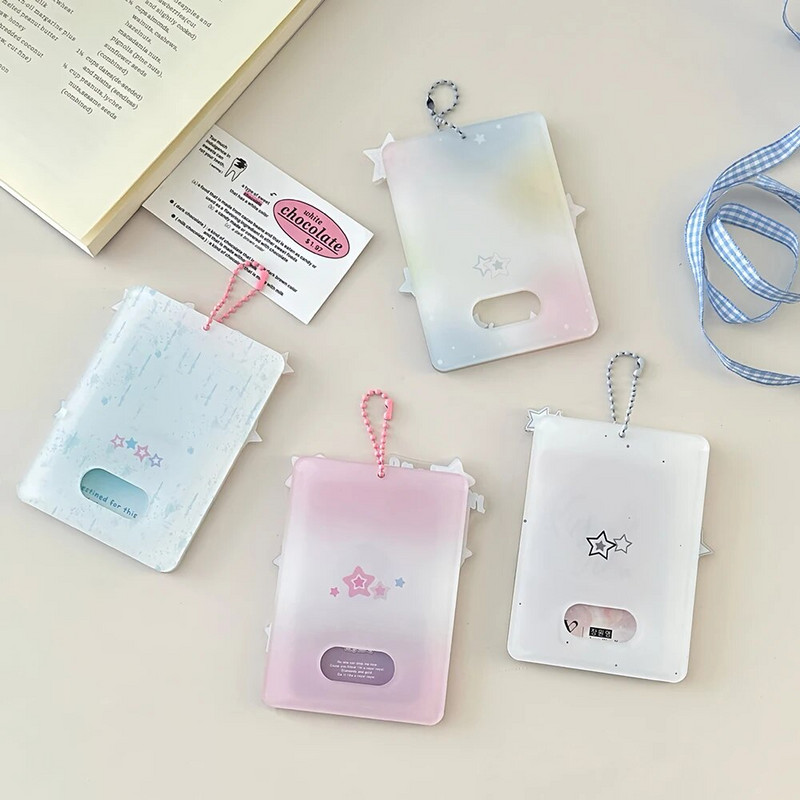 Kpop 3 hüvelykes fotóvédelem Új édes, menő stílusú fotóalbumok barkácsolás akril kártya kijelző Aranyos rajzfilm csillag bálvány fotókártya tartó