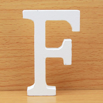 11CM Letras Samostojeća drvena abeceda Bijela drvena slova Dekoracija doma Ukrasi za vjenčanje DIY Personalizirani dizajn imena