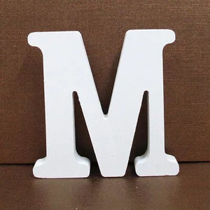 10CM bijelo drveno slovo engleske abecede DIY personalizirano ime Dizajn Umjetnički obrt Samostojeće Srce Party Wedding Home Decor