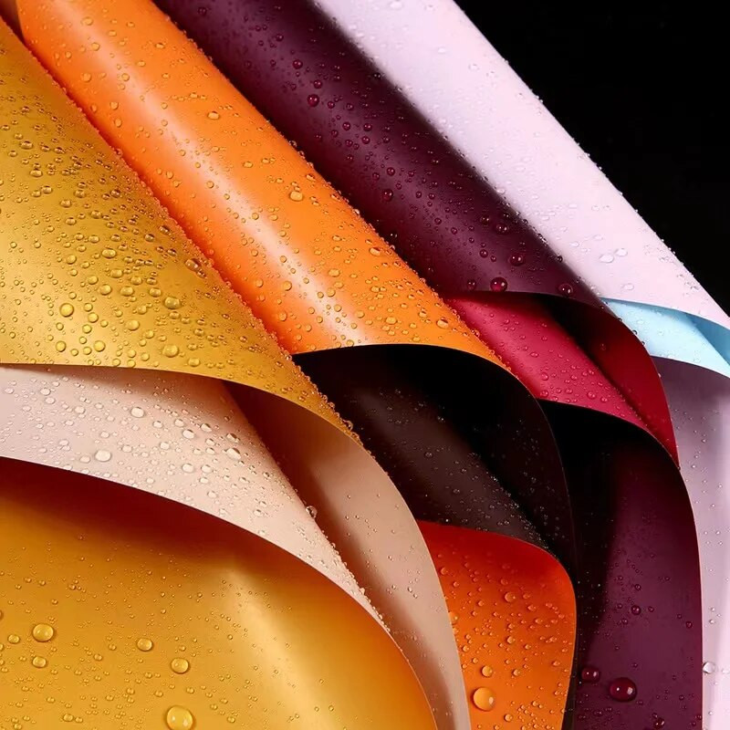 10 tk veekindel Bicolor Oya paberist lillede pakkimispaber