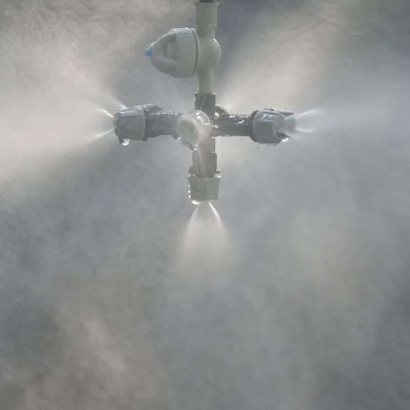 Viseća križna mlaznica s višestrukim zamagljivanjem Mlaznica za raspršivanje protiv kapanja s bodljikavim navojnim priključkom 1 set