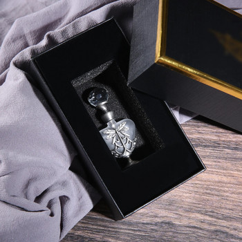 Декор Винтидж матирано стъклено шишенце Метално водно конче във формата на сърце Празен контейнер за парфюм от 5 мл Кристална капачка с орнамент на подаръчна кутия
