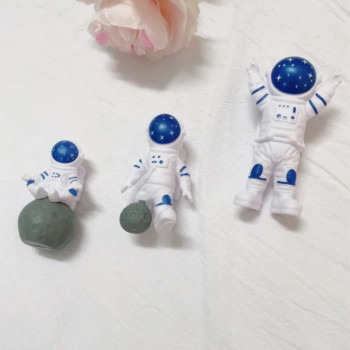 Астронавт Честит рожден ден Декорация на торта Вселена Звезди Rocket Moon Торта астронавт за момче Детски партита