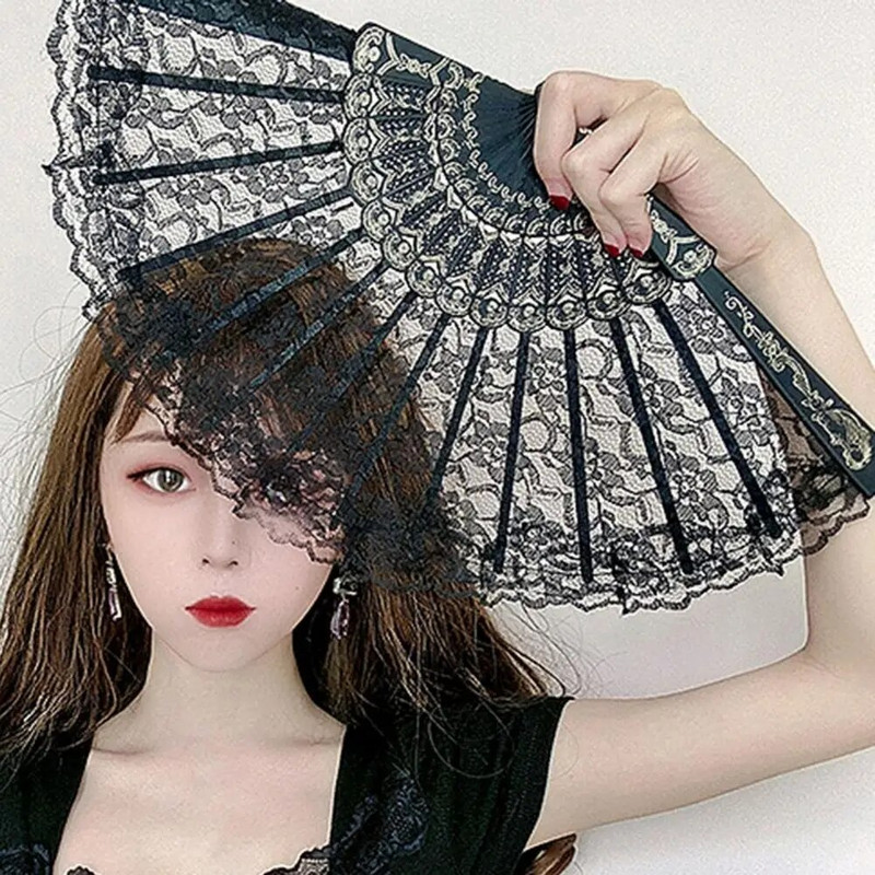 Lolita Gothic Fan viktoriánus női csipke kézi ventilátor Vintage fekete fehér vörös rózsa bambusz legyezők Cosplay party Lolita összecsukható csipke legyező