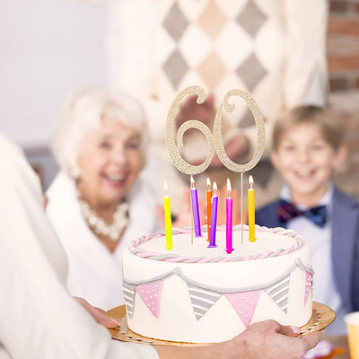 Tortas skaitmeninis atvirukas gimtadienio jubiliejus skaitmeninis kalnų krištolo dekoravimo mergaitės skaitmeninis vakarėlio gimtadienio vakarėlio torto dekoravimo atvirukas