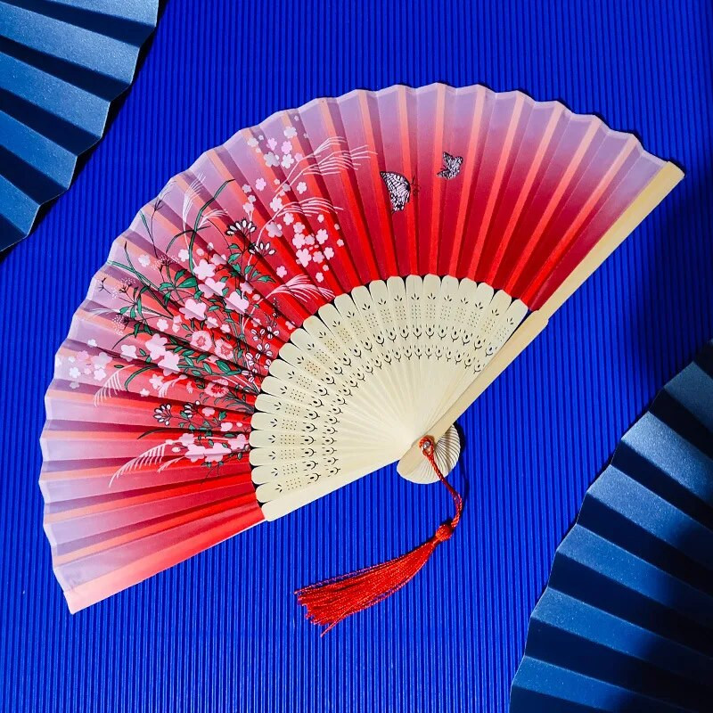 Kinų vintažinio stiliaus sulankstomas ventiliatorius Šilkinis rankinis ventiliatorius, sulankstomas bambuko rėmelis, dekoratyvinis sulankstomas ventiliatorius, skirtas moterų vestuvių vakarėliui