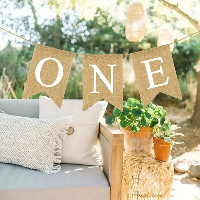 Beebi dušitarbed kotiriie ONE Garland esimese sünnipäevapeo soosib Söögitooli kalasaba lipp