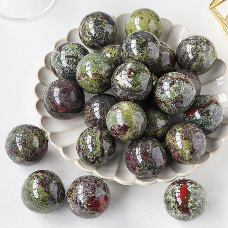 1 tk looduslik tervendav kristallkuul poleeritud draakonivere kivist kera kujuke, meditatsioon fotograafia rekvisiidiga kodukontori kaunistus