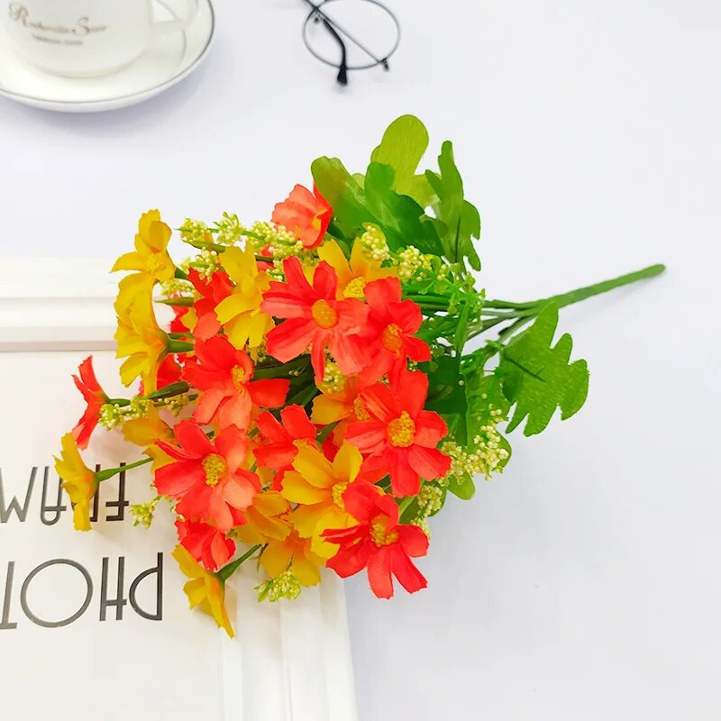 Dirbtinių gėlių puokštė, šilkinė Daisy, vidaus ir lauko dekoravimui, namams ir biurui, 28 galvutės, 1 vnt.