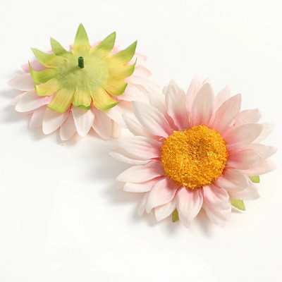 Dirbtinių saulėgrąžų gėlių galvutės 9 cm netikros gėlės namų dekoravimui sodo vestuvių dekoravimui „pasidaryk pats“ amatų girliandų priedai