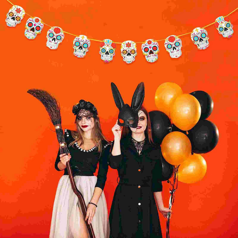 A halottak napja. Cukor lógó mexikói fiesta zászló a halottak napjára