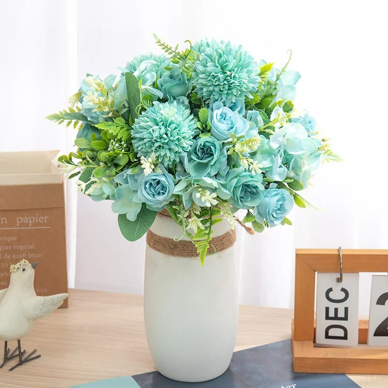 Umjetne bijele ruže Cvijeće Biljke za vazu Vjenčanje Dekoracija kućne sobe Poklon za Valentinovo Lažni svileni buket Stol za zabavu