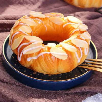 1 vnt Dirbtinės spurgos desertas netikro maisto dekoravimo fotografija Profesionalios maisto imitacijos torto modelis Arbatos stalo dekoravimas FCYY-007