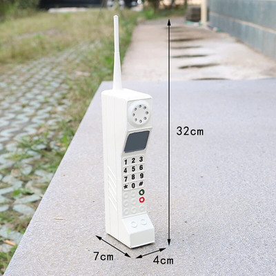 Ρετρό ρετρό προσομοίωση των μενταγιόν μοντέλων κινητών τηλεφώνων της δεκαετίας του 1960 Παλιομοδίτικο στούντιο λήψη βίντεο με κοστούμια κινέζικου στιλ