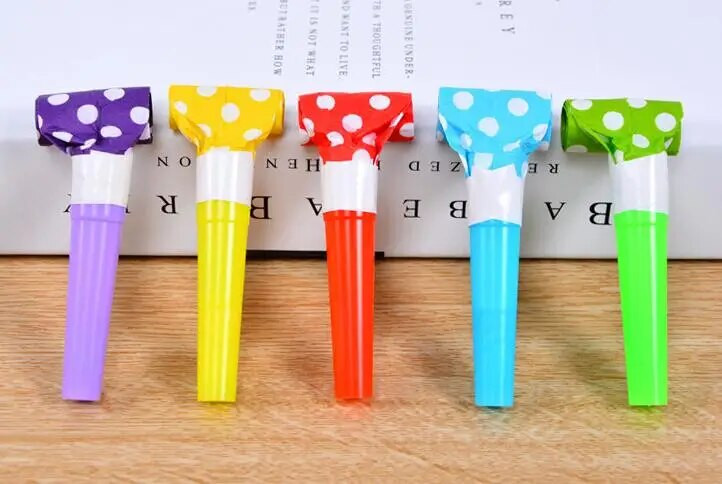 6 tk/partii Laste sünnipäevapeo müra tekitajad täpid puhumisfestival Naljakas rekvisiit Pinata laste pidusoodustused kingitus sarve vile