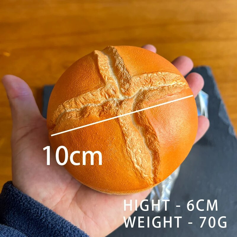 Armas maasikaröstsai, leiva-stressi leevendaja, aeglaselt kerkiv kreem, lõhnav dekompressioonravim, kingituseks mõeldud mänguasjad.