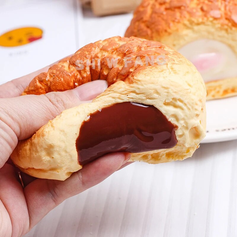 1PC Slow Rebound Puff Модел Фалшив мек аромат може да се прищипе и еластичен Симулация на постоянно запазване на храна FCYY-077