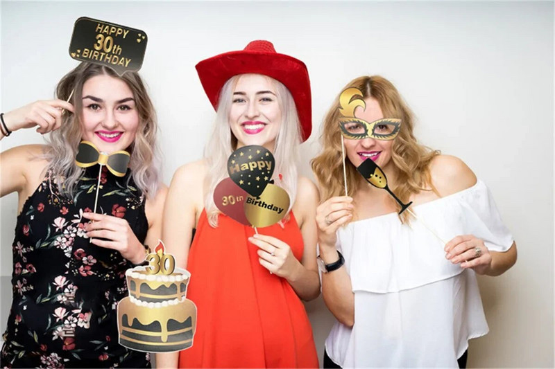 1db Arany 30 40 50 60 éves műanyag szemüvegkeret felnőtt boldog születésnapi évfordulós bulibál dekorációs kellékek