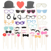 44 az 1-ben barkácsszemüvegek Bajusz Vörös Ajkak Csokornyakkendők Kalapok Botok Esküvői Születésnapi Party Fotófülke kellékek