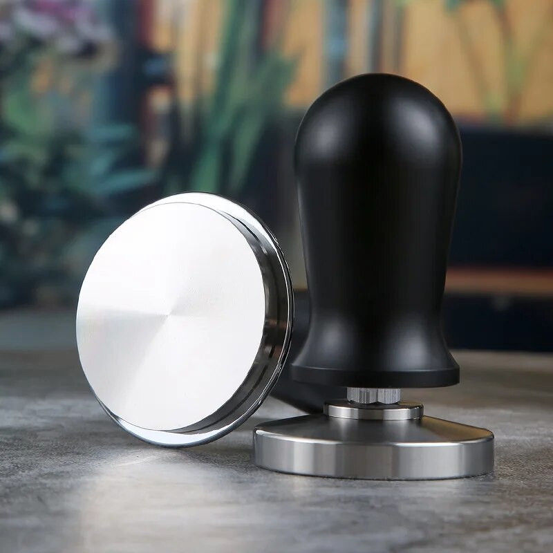 51/53/58 m espreso kavos tampresas su spyruokle, kalibruotas 30 svarų pastovaus slėgio tampresas su nerūdijančio plieno pagrindu, skirtas Baristai