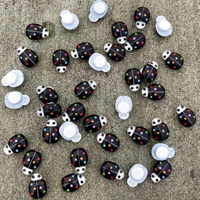 30/100db kevert gyanta katicabogár 9*13mm lapos hátú kézműves díszek gyermekajándék esküvői parti dekoráció barkács ékszer kézműves kellékek