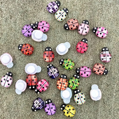 30/100db kevert gyanta katicabogár 9*13mm lapos hátú kézműves díszek gyermekajándék esküvői parti dekoráció barkács ékszer kézműves kellékek